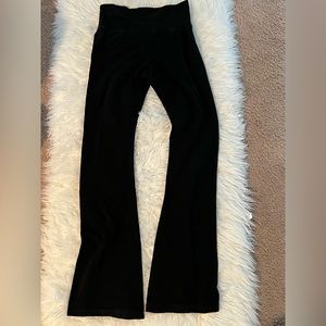 Brandy Melville one size black yoga pants